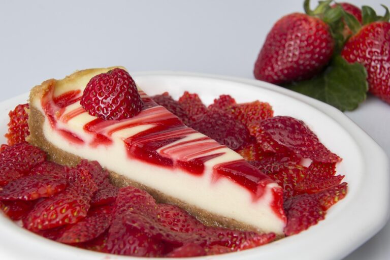 Strawberry Swirl Cheesecake: A Delectable Classic With A Fresh Twist