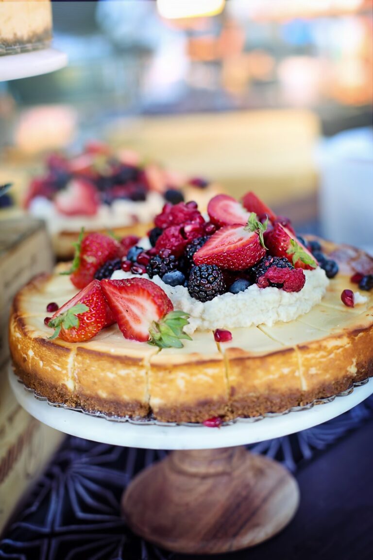 Citrus Berry Cheesecake Layer Cake: The Ultimate Crowd-Pleasing Dessert