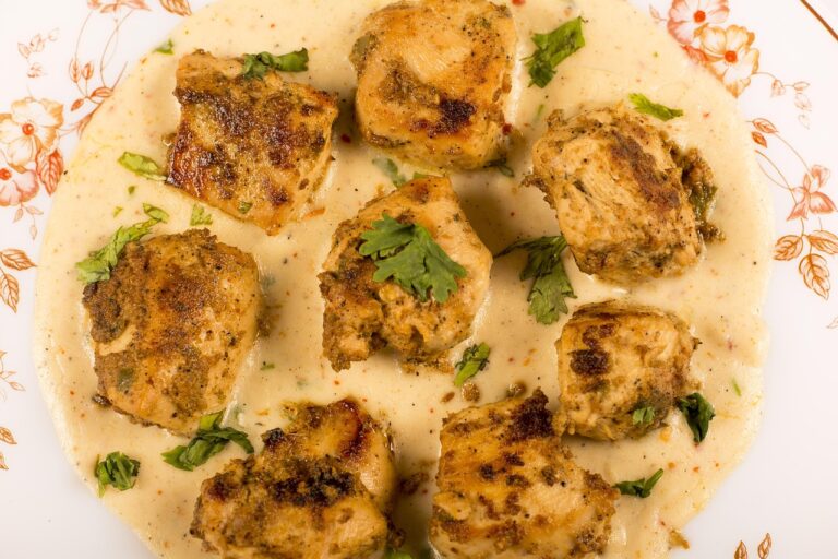 Mozzarella Chicken In Basil Cream Sauce