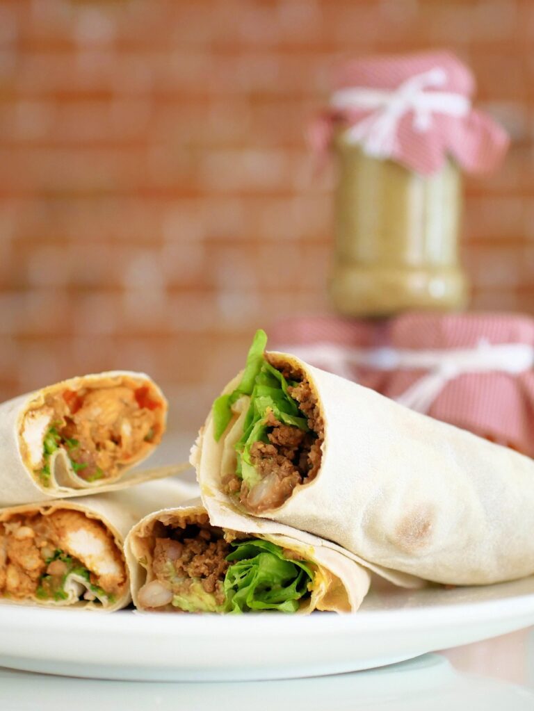 Savory Chicken And Bell Pepper Burritos With Creamy Ranch